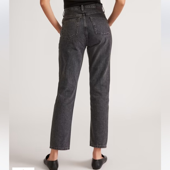 Everlane The Curvy 90s Cheeky Straight Jeans - Picture 4 of 7